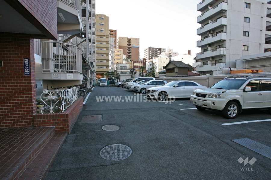 敷地内駐車場(屋外平面式)