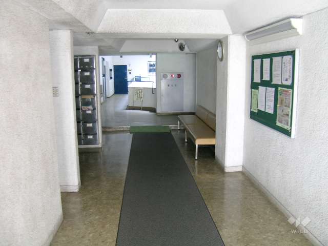 エントランスホール