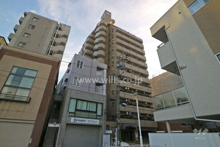 ライオンズシティ泉の外観（北東側から）