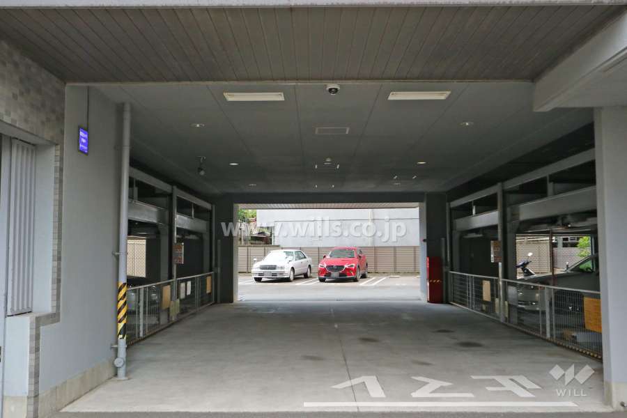 敷地内駐車場（屋外平面式）