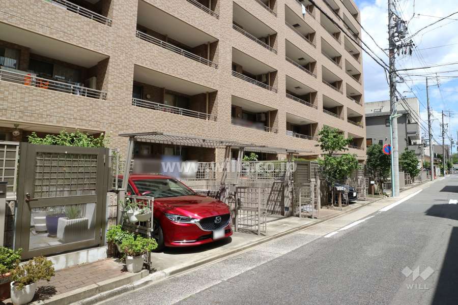 敷地内駐車場（屋外平面式）