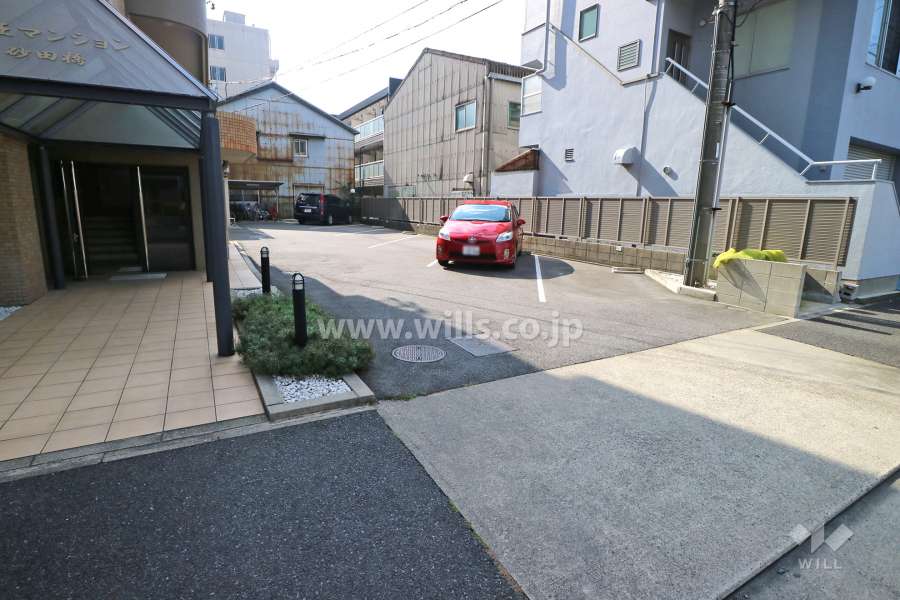 敷地内駐車場（屋外平面式）