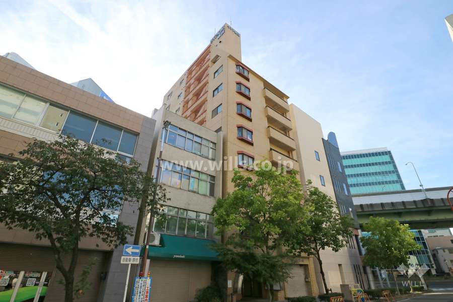 ダイアパレス東桜の外観（東側から）