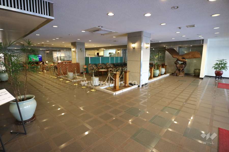 エントランスホール