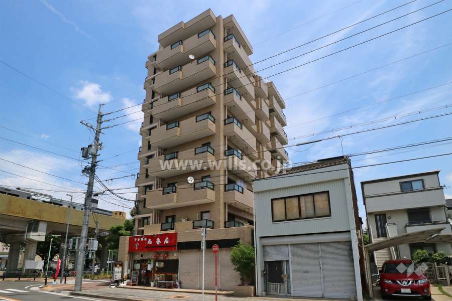 グランドメゾン徳川北の外観（南西側から）