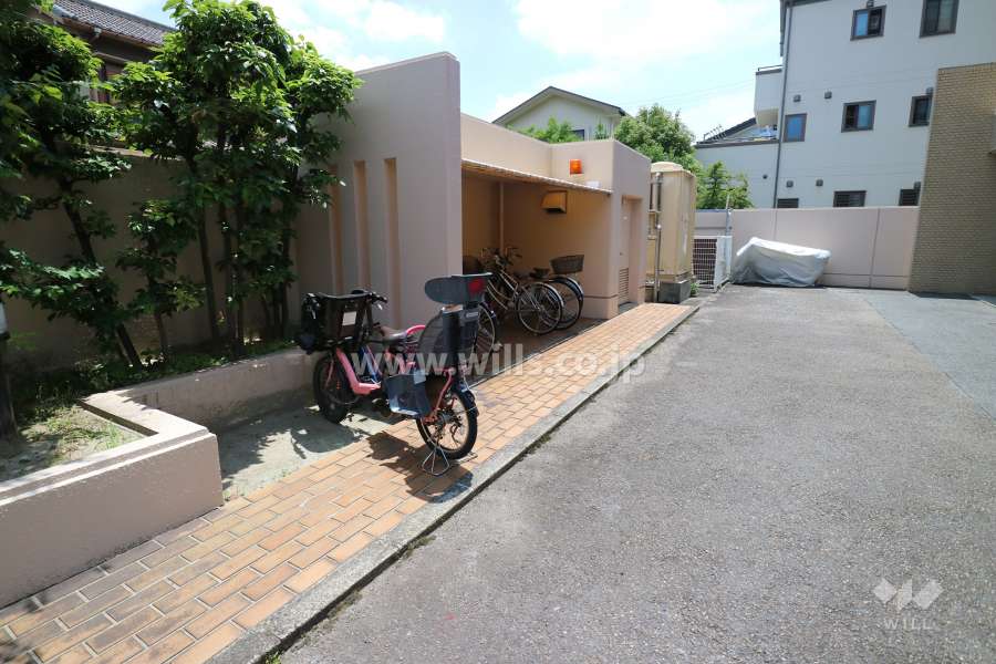 駐輪場