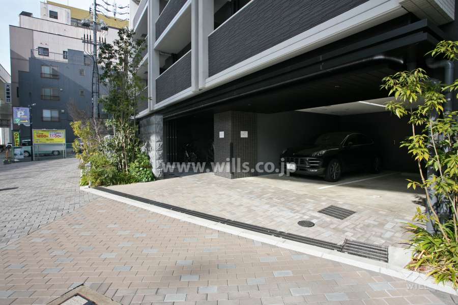 エントランスアプローチ