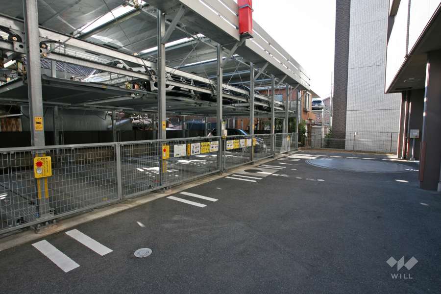敷地内駐車場（屋外機械式）