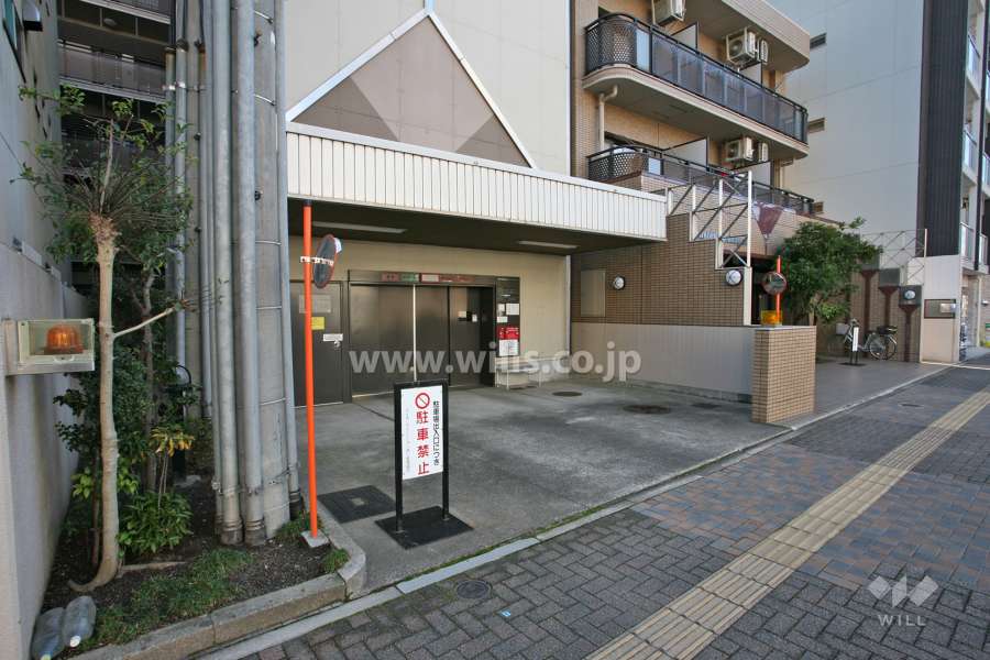 敷地内駐車場（屋内機械式）
