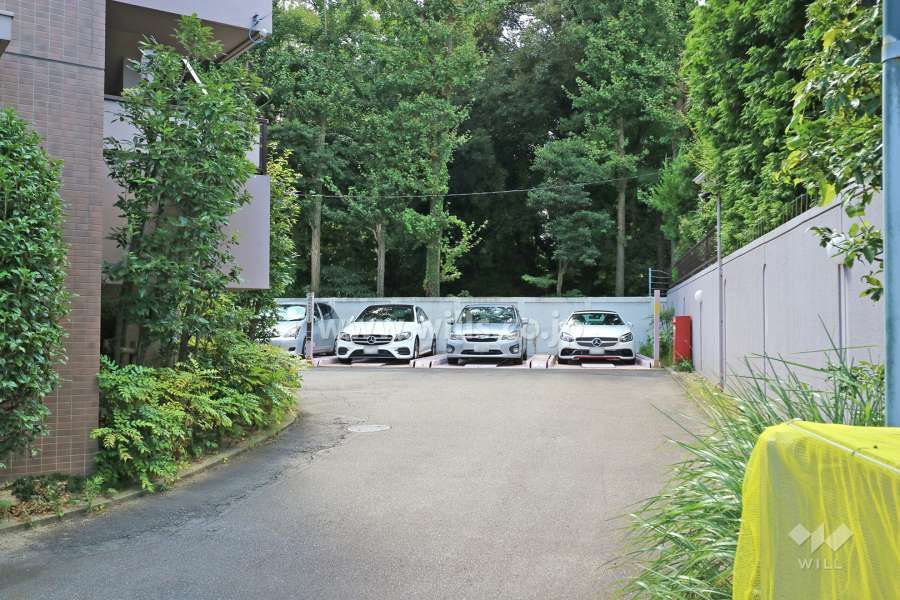 敷地内駐車場（屋外機械式）
