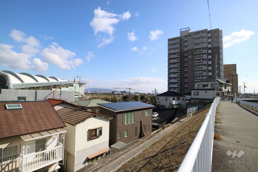 メゾンドール仁川の遠景