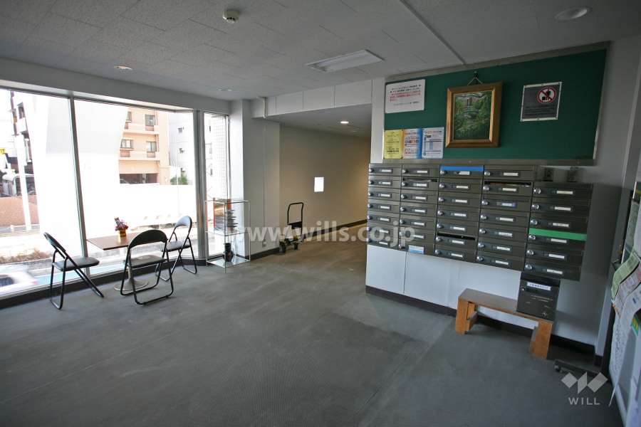 エントランスホール