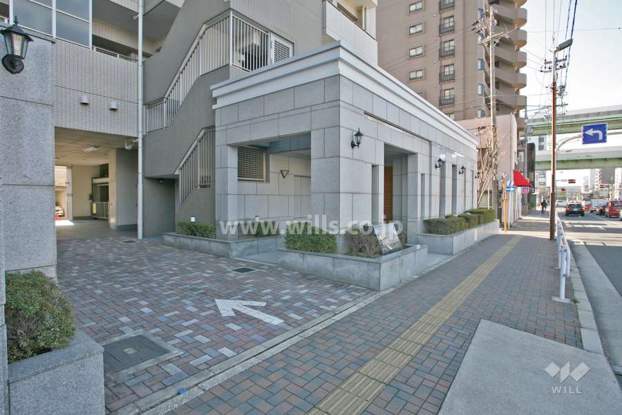 駐車場入り口