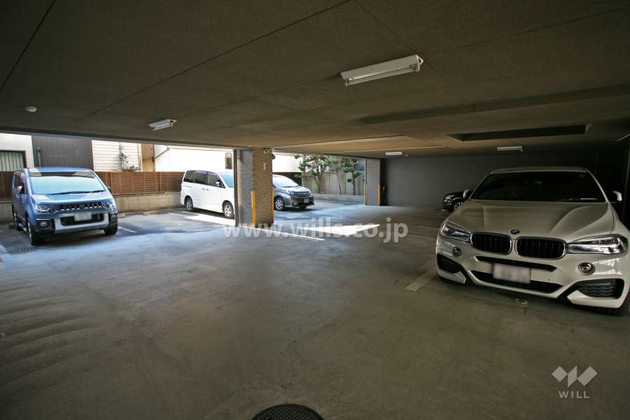 敷地内駐車場(屋内平面式)