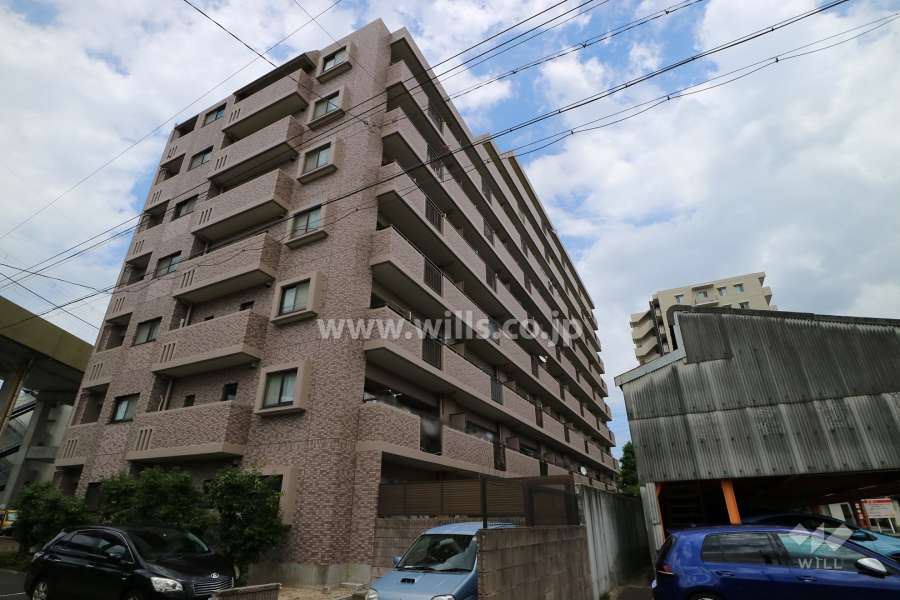 宝マンション大曽根の外観（南西側から）