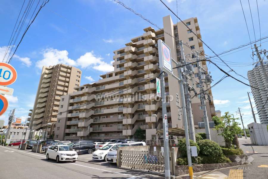 ロイヤルアーク東徳川の外観（北西側から）