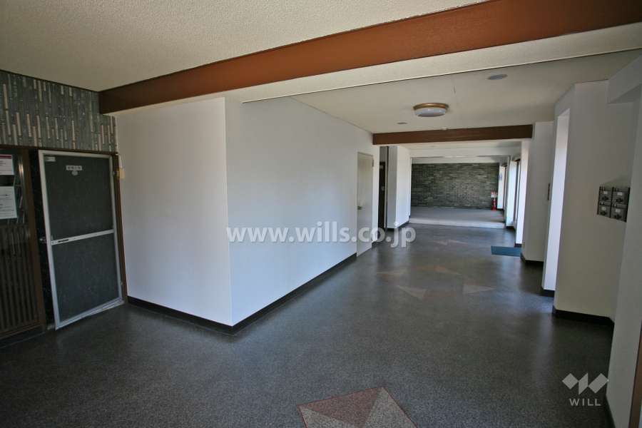 エントランスホール