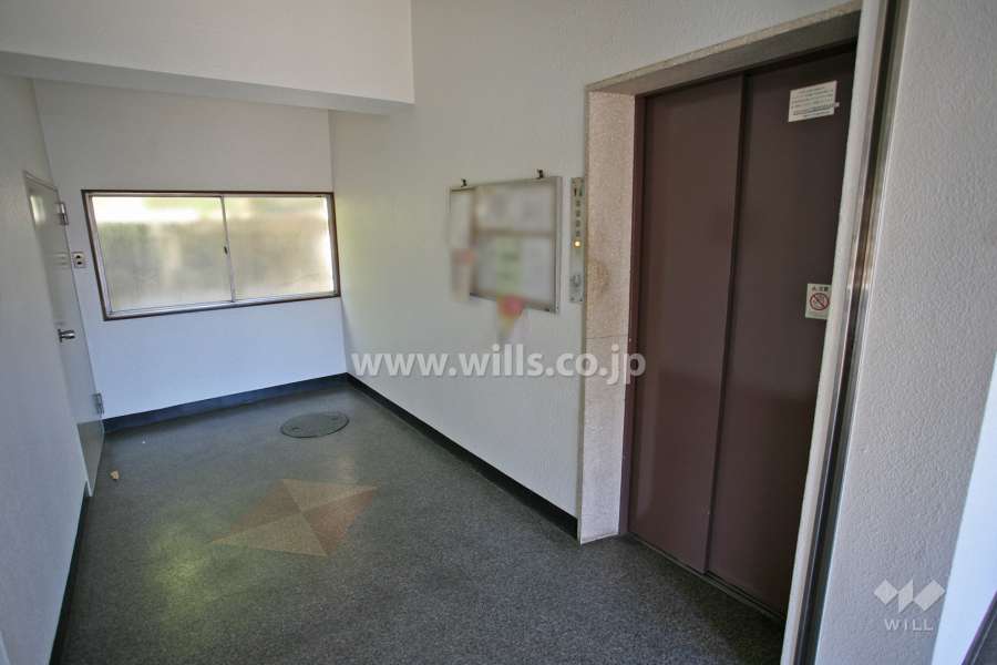 共用エレベーター