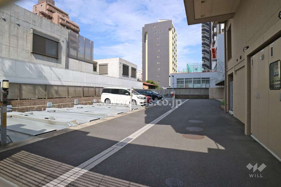 敷地内駐車場（屋外機械式）