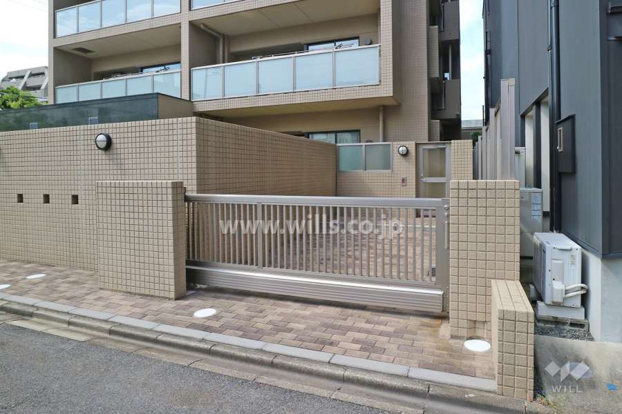 敷地内駐車場（屋内平面式）