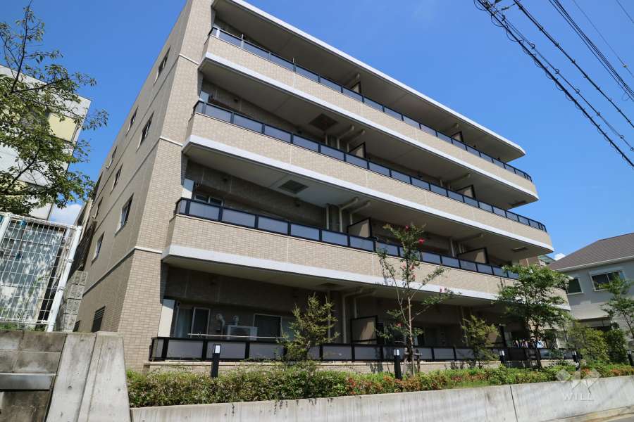 プレサンスグラン甲子園五番町マンションの外観（南東側から）.jpg