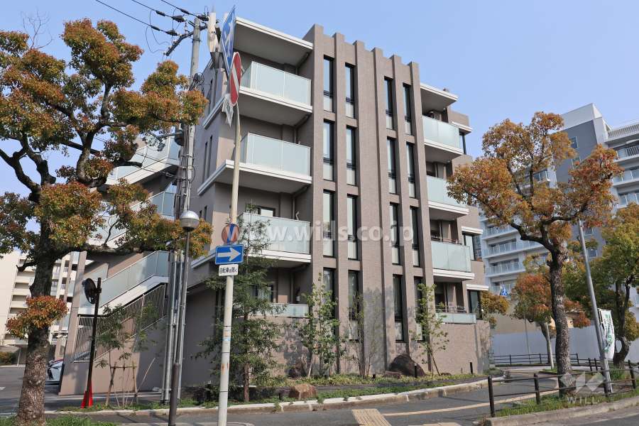 ワコーレ千里津雲台の外観(北西側から)