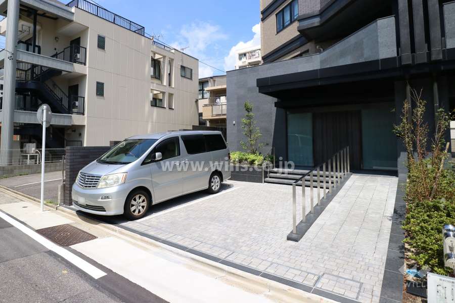 敷地内駐車場（屋外平面式）