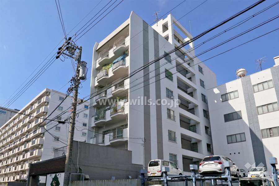 パレス鶴舞の外観（南東側から）