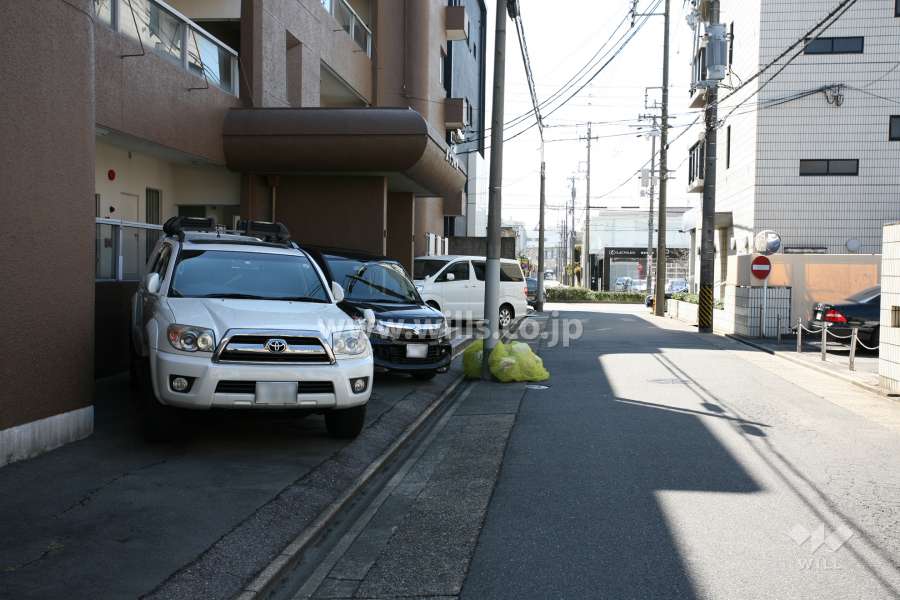 敷地内駐車場(屋外平面式)