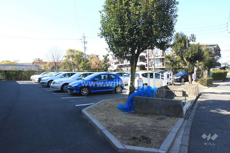 敷地内駐車場（屋外平面式）