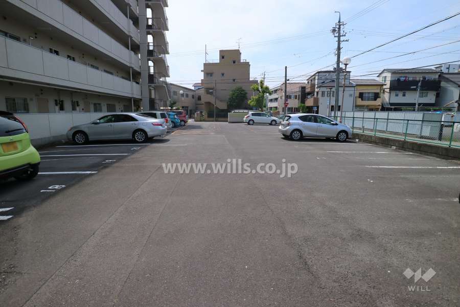 敷地内駐車場（屋外平面式）