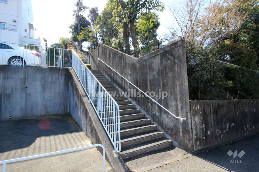 エントランスアプローチ