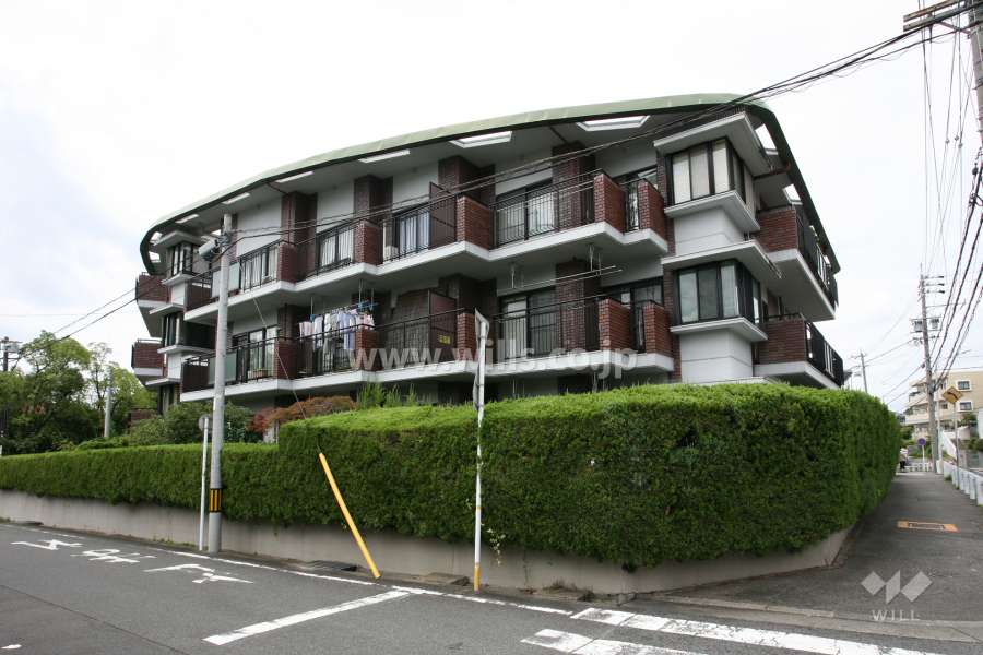 集合邸宅八事本町の外観