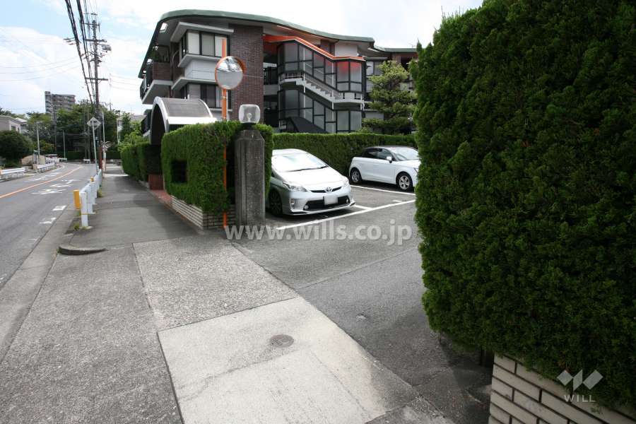 駐車場の出入口