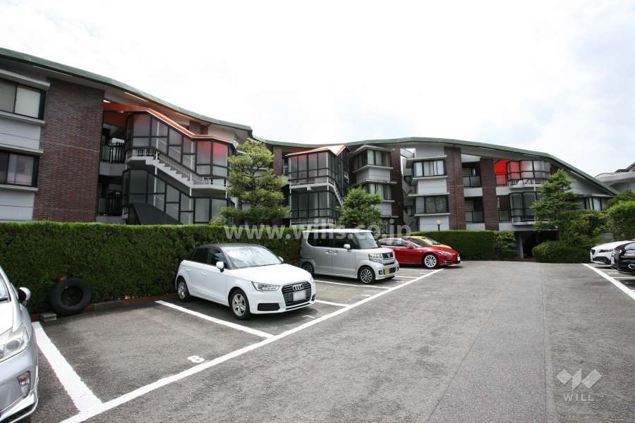 敷地内駐車場(屋外平面式)