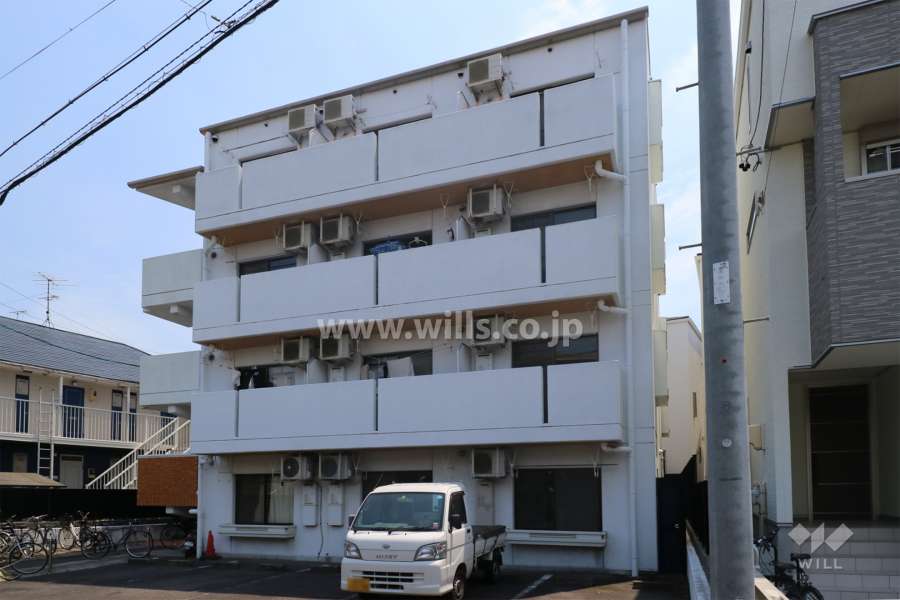 アルカディア御器所の外観（北側から）