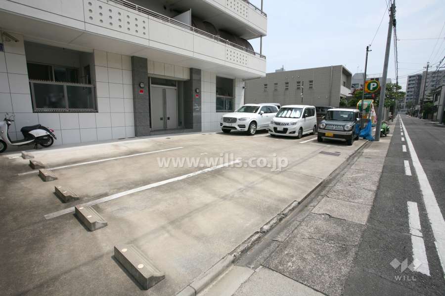 敷地内駐車場(屋外平面式)