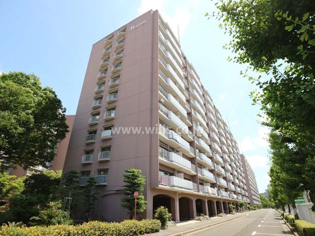 矢田川パークハウスB棟の外観（南西側から）