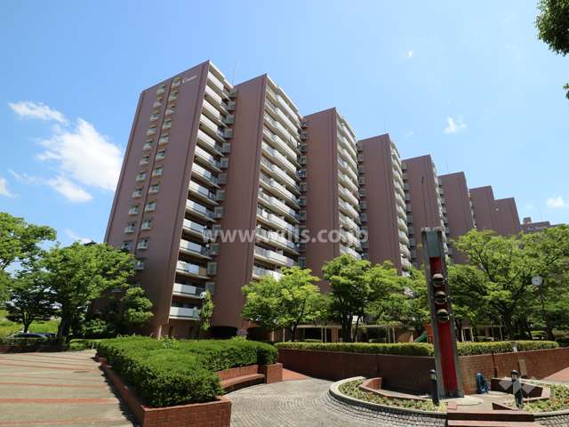 矢田川パークハウスC棟の外観（南西側から）