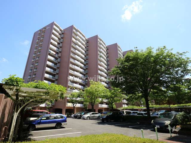 矢田川パークハウスD棟の外観（南西側から）