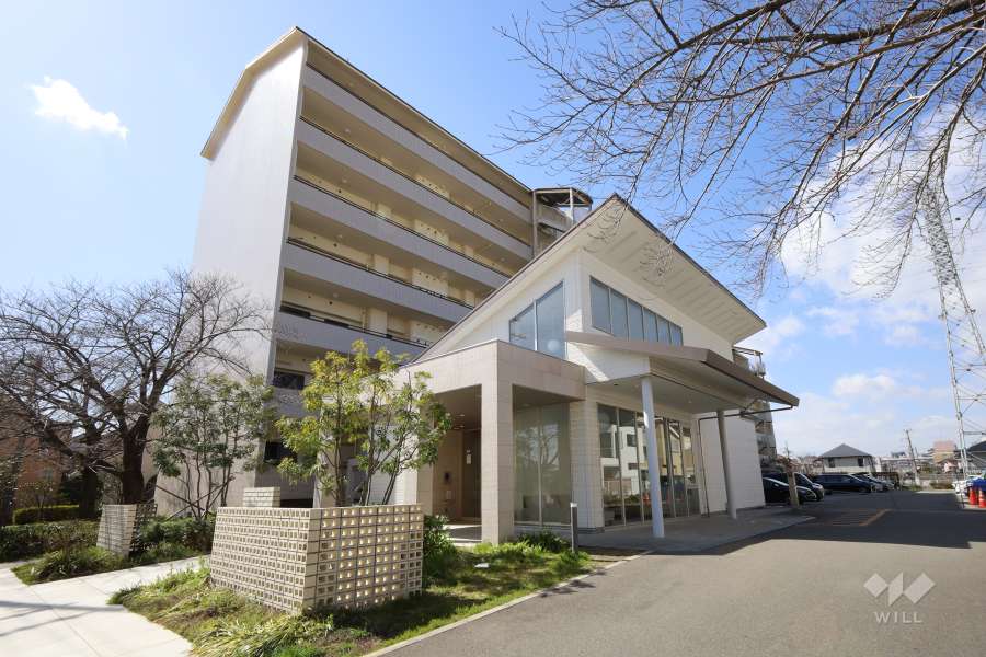 ブロド高槻の外観（北東側から）