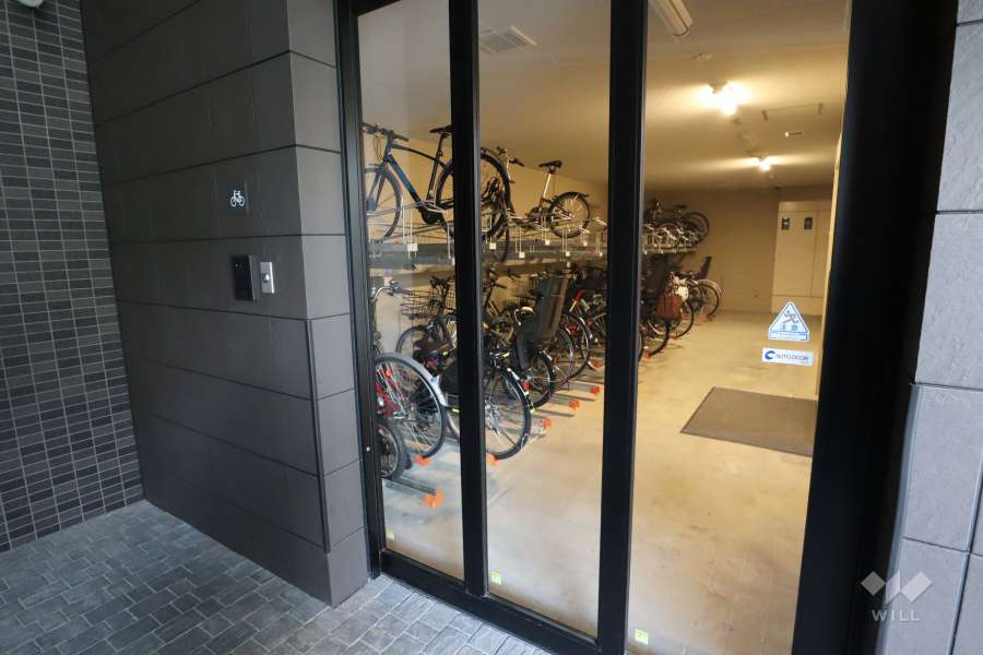 駐輪場（屋内）