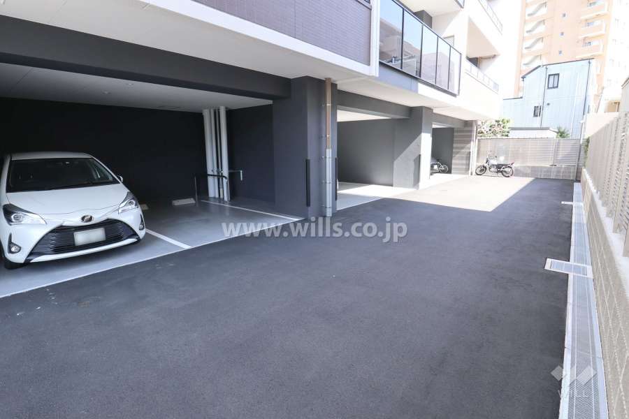 敷地内駐車場(屋内平面式)