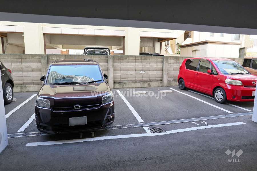 敷地内駐車場（屋外平面式）