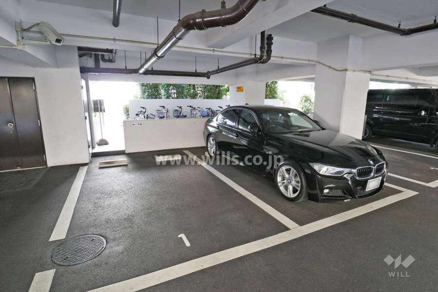 敷地内駐車場（屋内平面式）