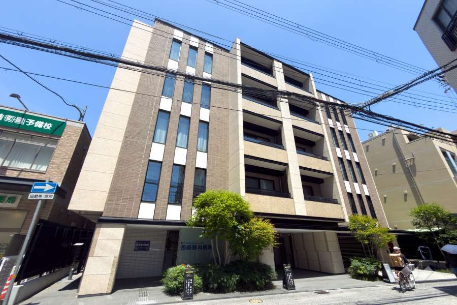 ジオグランデ岡本一丁目の外観（南西側から）