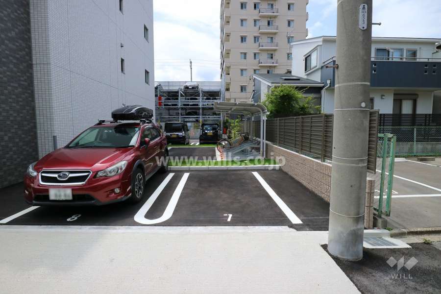 敷地内駐車場（屋外平面式）