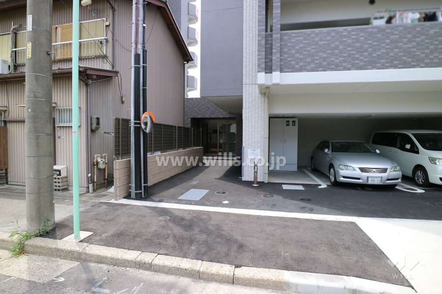 サブエントランス