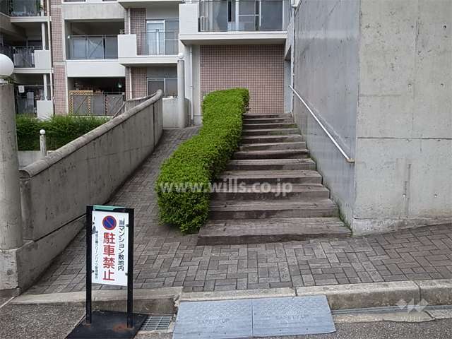 エントランスアプローチ
