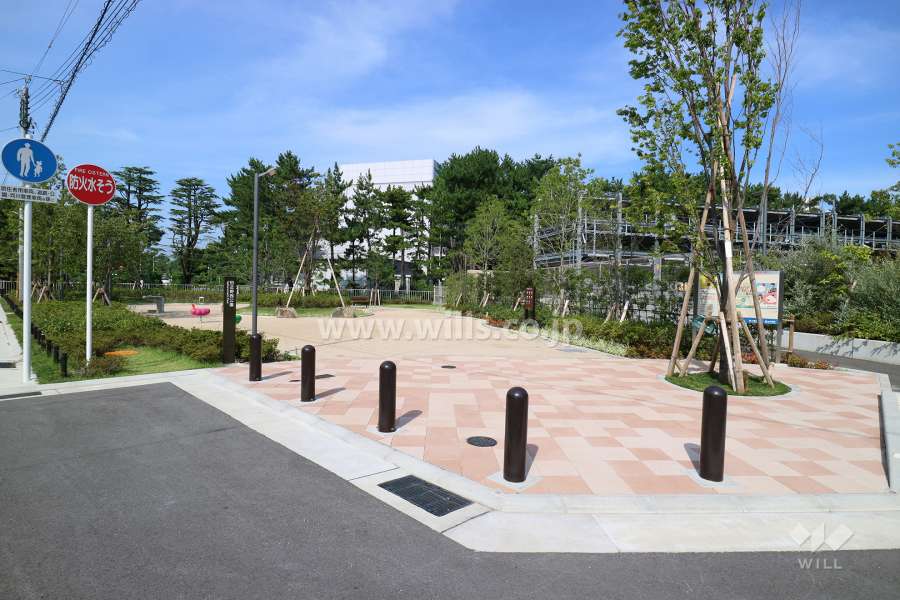 敷地北側には「田近野西公園」が隣接しています。